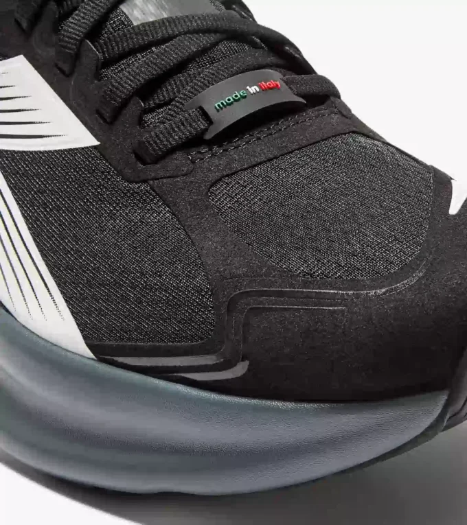 Atomo Star Zapatilla de running Made in Italy: ligereza y amortiguación Atomo Star Zapatilla de running Made in Italy: ligereza y amortiguación