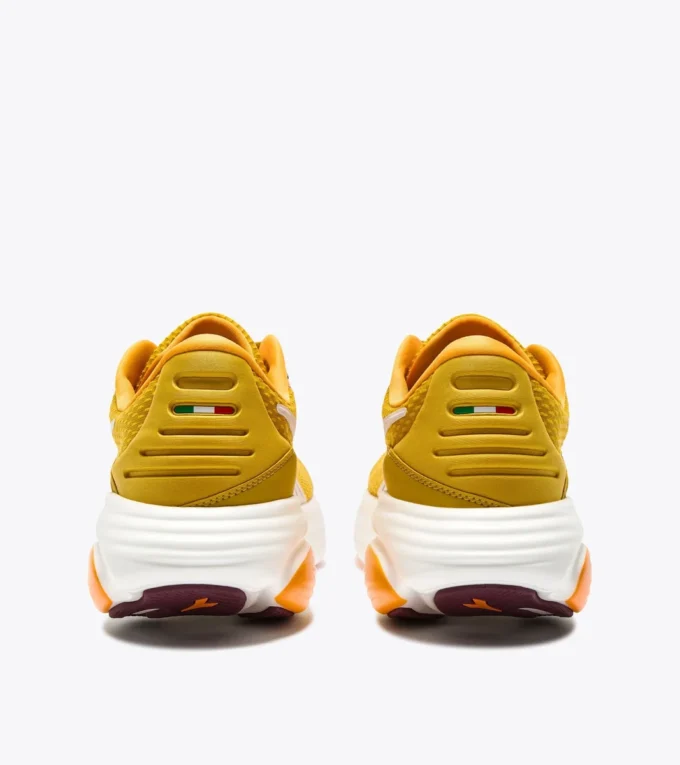 Atomo Star Zapatilla de running Made in Italy: ligereza y amortiguación Atomo Star Zapatilla de running Made in Italy: ligereza y amortiguación