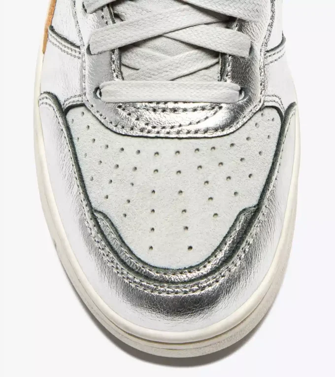 B.560 Metal S Zapatilla Heritage de cuero usada