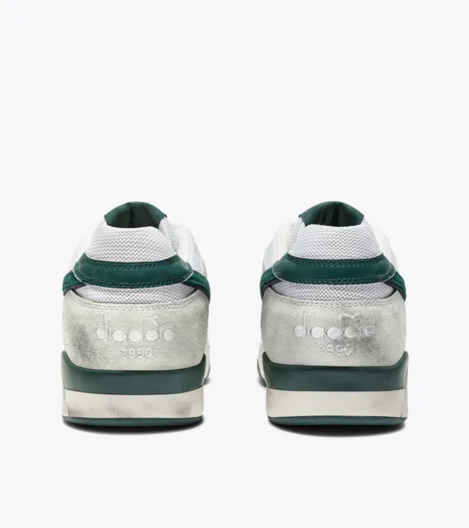 B.560 Zapatillas deportivas Heritage de cuero usado