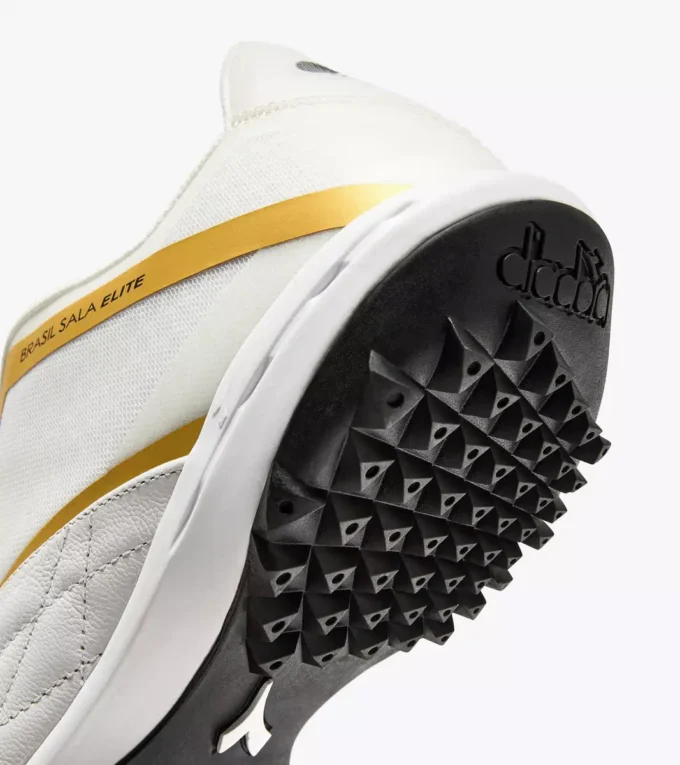 Bota de fútbol sala Brasil Sala Elite Tf: suela específica para superficies sintéticas Bota de fútbol sala Brasil Sala Elite Tf: suela específica para superficies sintéticas