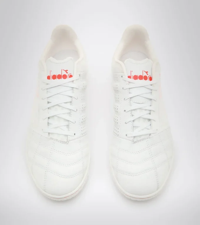 Bota de fútbol sala Brasil Sala Id: suela específica para pistas cubiertas Bota de fútbol sala Brasil Sala Id: suela específica para pistas cubiertas