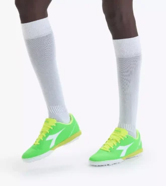 Bota de fútbol sala Pichichi 5 Tfr: suela específica para terrenos sintéticos/duros