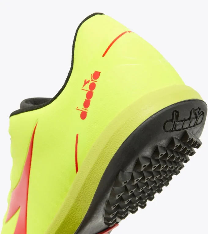 Bota de fútbol sala Pichichi 5 Tfr: suela específica para terrenos sintéticos/duros Bota de fútbol sala Pichichi 5 Tfr: suela específica para terrenos sintéticos/duros