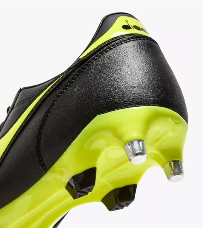 Botas Brasil Icon R Mph Calcio para terrenos blandos y húmedos