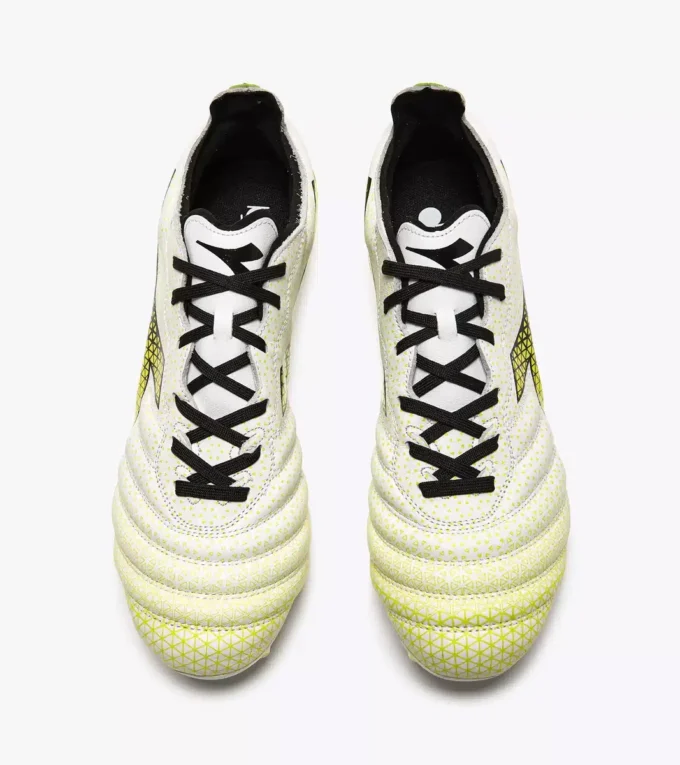 Brasil Elite Gr Lt Lp12 Botas de fútbol para terreno firme