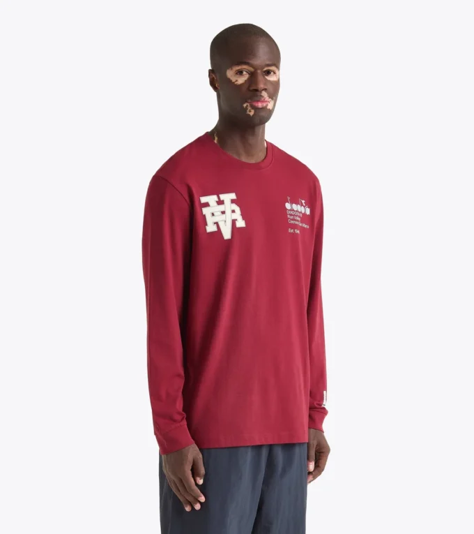 Camiseta Ls Run Valley Camiseta inspirada en el estilo universitario – Run Valley Camiseta Ls Run Valley Camiseta inspirada en el estilo universitario – Run Valley