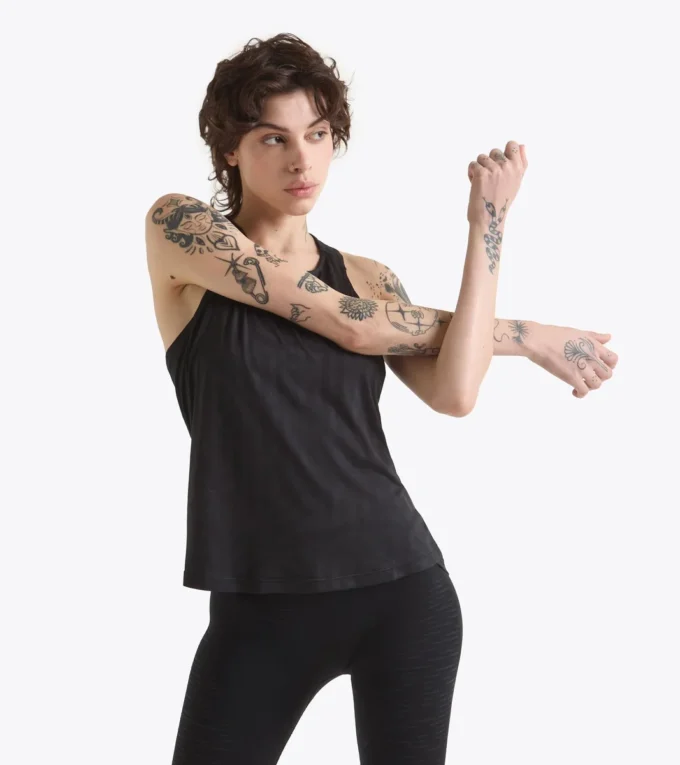 Camiseta sin mangas L. Super Light Tank Running – Tejido ligero Coolcore Camiseta sin mangas L. Super Light Tank Running – Tejido ligero Coolcore