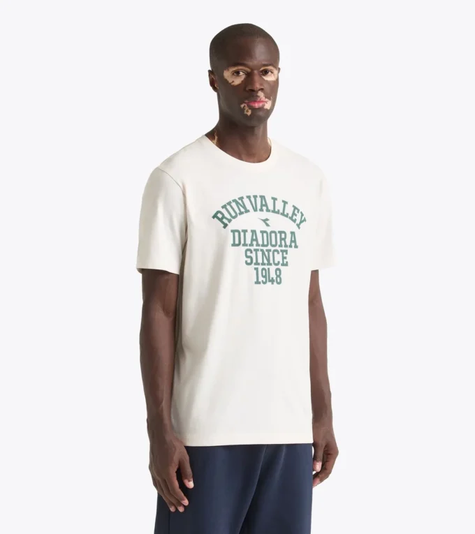 Camiseta Ss Run Valley Camiseta de estilo universitario: Run Valley Camiseta Ss Run Valley Camiseta de estilo universitario: Run Valley