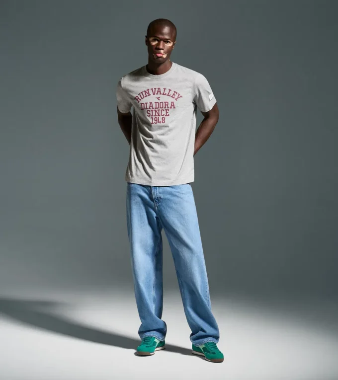 Camiseta Ss Run Valley Camiseta de estilo universitario: Run Valley Camiseta Ss Run Valley Camiseta de estilo universitario: Run Valley