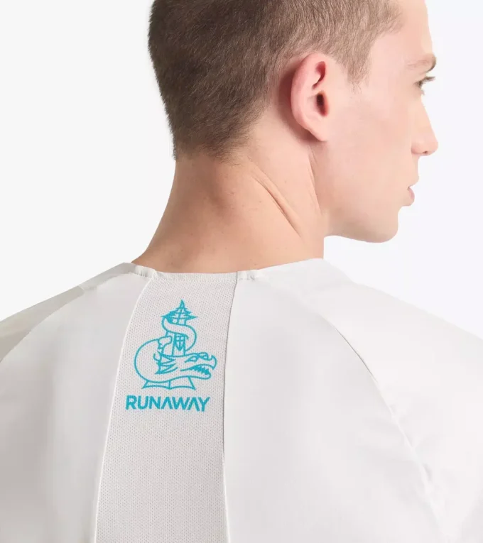 Camiseta Super Light Ss Runaway Camiseta de running Runaway – Tejido ligero Camiseta Super Light Ss Runaway Camiseta de running Runaway – Tejido ligero