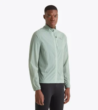 Chaqueta cortavientos plegable Chaqueta cortavientos plegable – Running
