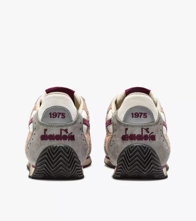 Equipe Revenge Used Zapatilla Heritage de perfil bajo Equipe Revenge Used Zapatilla Heritage de perfil bajo