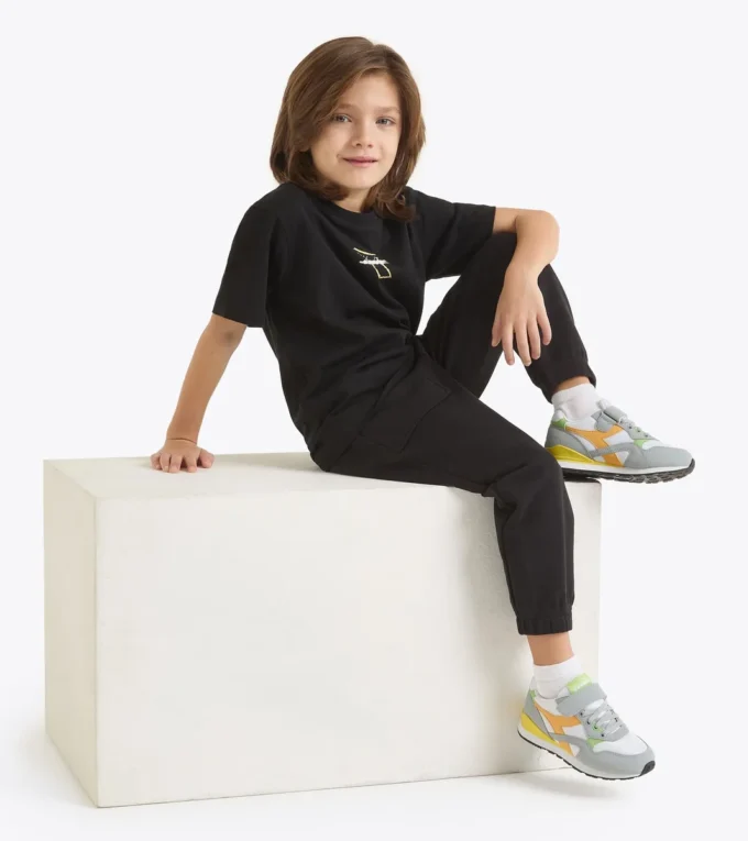 Jb. Pantalones Graffiti Pantalones inspirados en el graffiti – Niño Jb. Pantalones Graffiti Pantalones inspirados en el graffiti – Niño