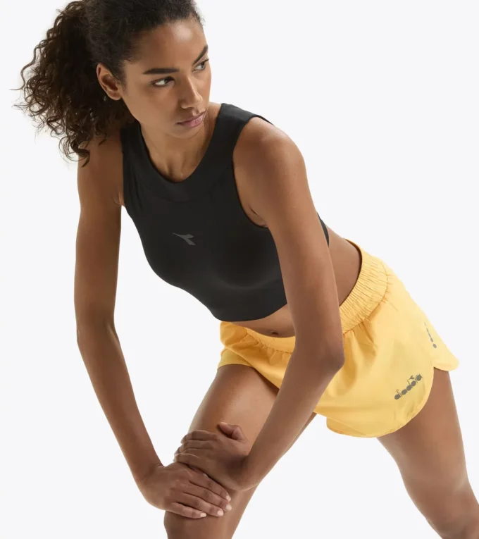 L. Crop Top Run Camiseta ajustada para correr