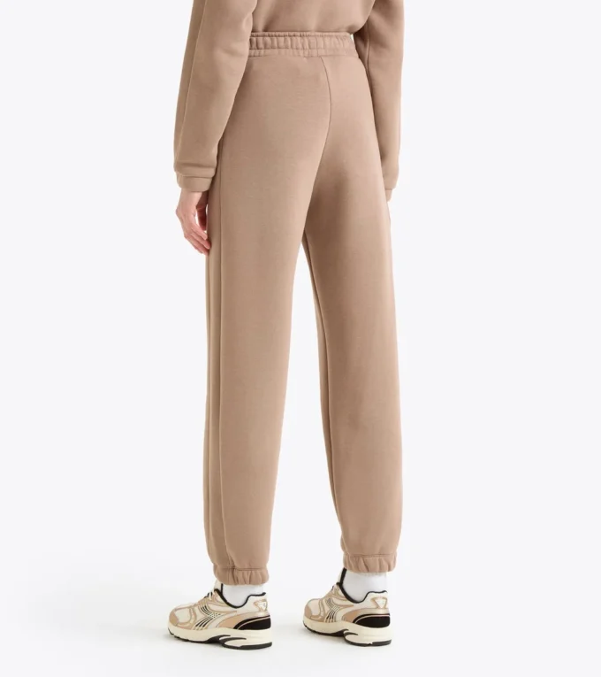 L. Pantalones Pantalones de chándal de felpa con logotipo Athl. – Ajuste regulable L. Pantalones Pantalones de chándal de felpa con logotipo Athl. – Ajuste regulable