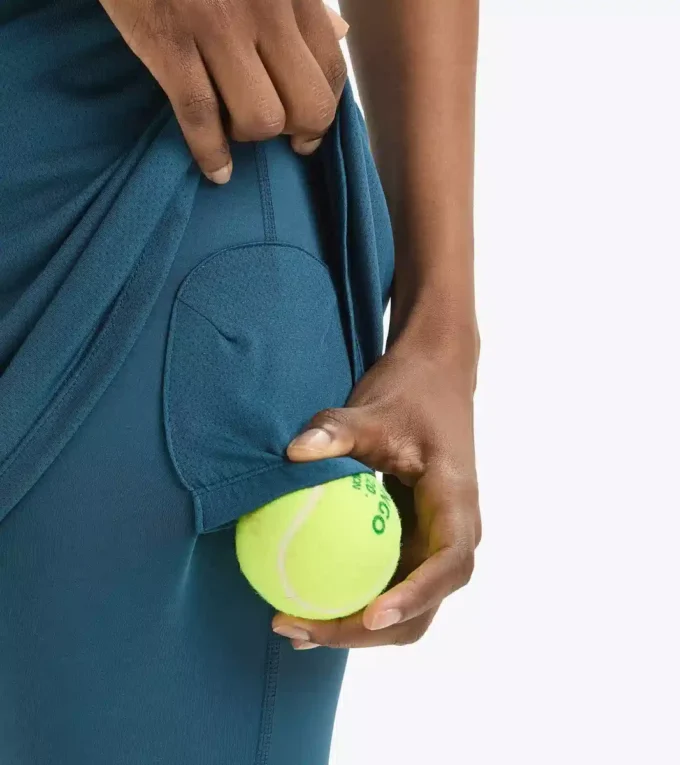 L. Power Skirt Falda de tenis con leggings integrados de 3/4 de largo L. Power Skirt Falda de tenis con leggings integrados de 3/4 de largo