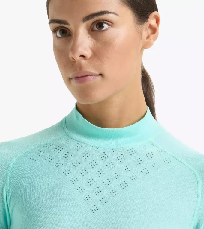 L. Turtle Neck Act Camiseta de entrenamiento de manga larga