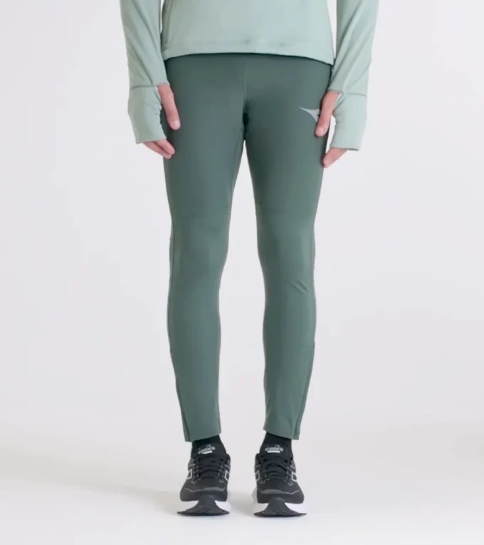 Mallas de running Protección para el invierno Mallas termorreguladoras con tejido FIBRAZERO – Protección para el invierno Mallas de running Protección para el invierno Mallas termorreguladoras con tejido FIBRAZERO – Protección para el invierno