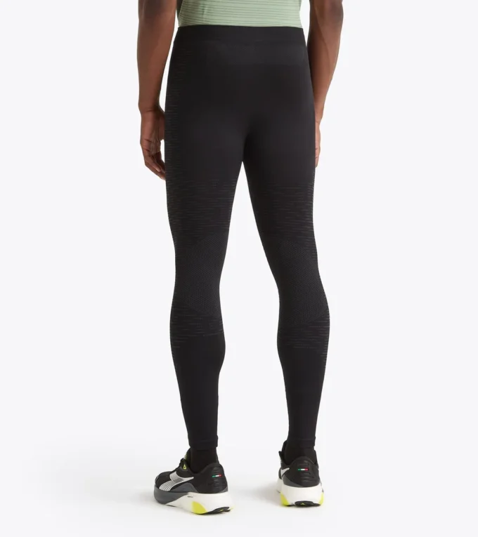 Mallas de running Stratouno Mallas técnicas para el control de la temperatura – Running