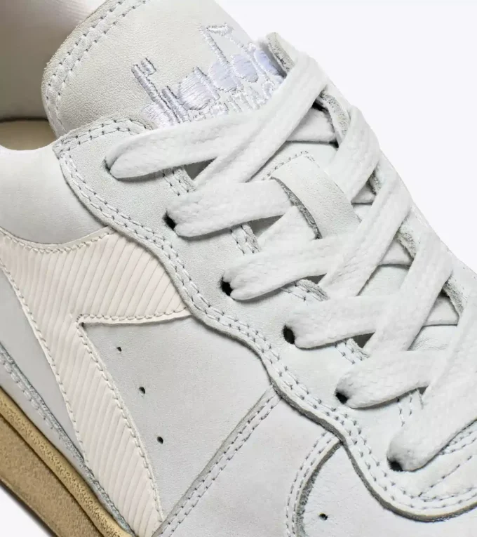 Mi Basket Low Used Heritage shoe – Género neutro Mi Basket Low Used Heritage shoe – Género neutro