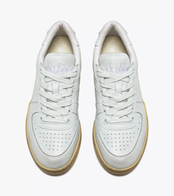 Mi Basket Low Used Heritage shoe – Género neutro Mi Basket Low Used Heritage shoe – Género neutro
