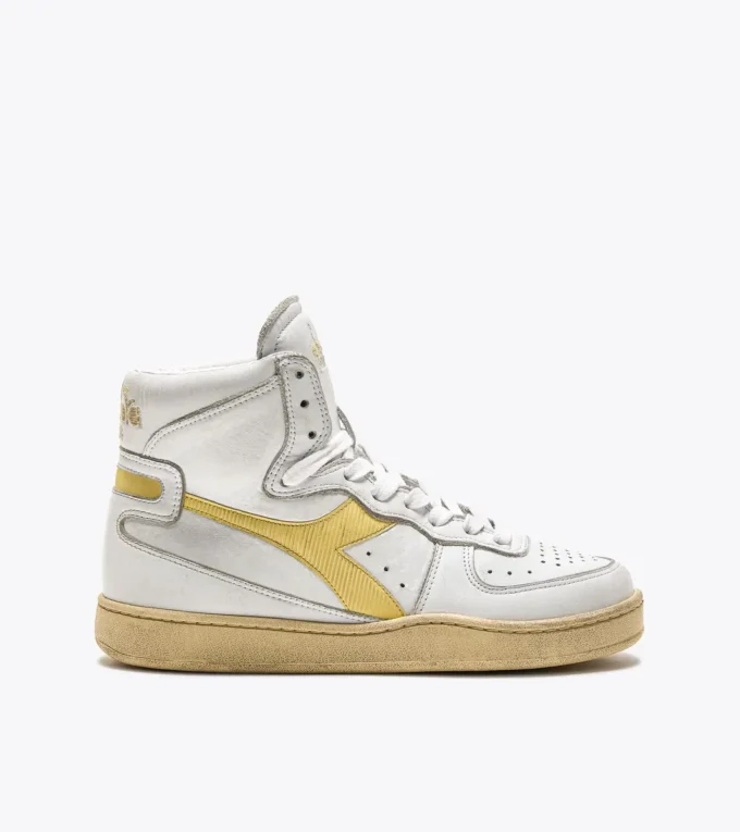 Mi Basket Zapatilla Heritage usada – Unisex Mi Basket Zapatilla Heritage usada – Unisex