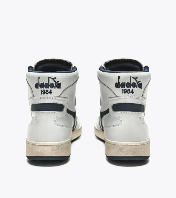 Mi Basket Zapatilla Heritage usada – Unisex
