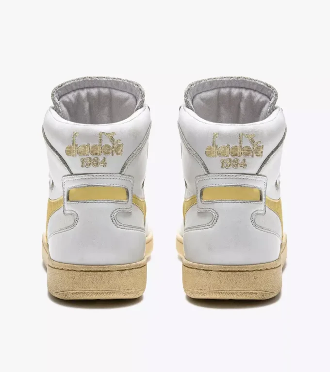 Mi Basket Zapatilla Heritage usada – Unisex Mi Basket Zapatilla Heritage usada – Unisex