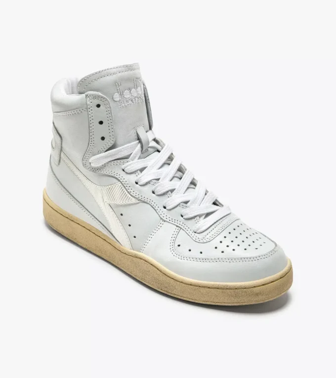 Mi Basket Zapatilla Heritage usada – Unisex Mi Basket Zapatilla Heritage usada – Unisex