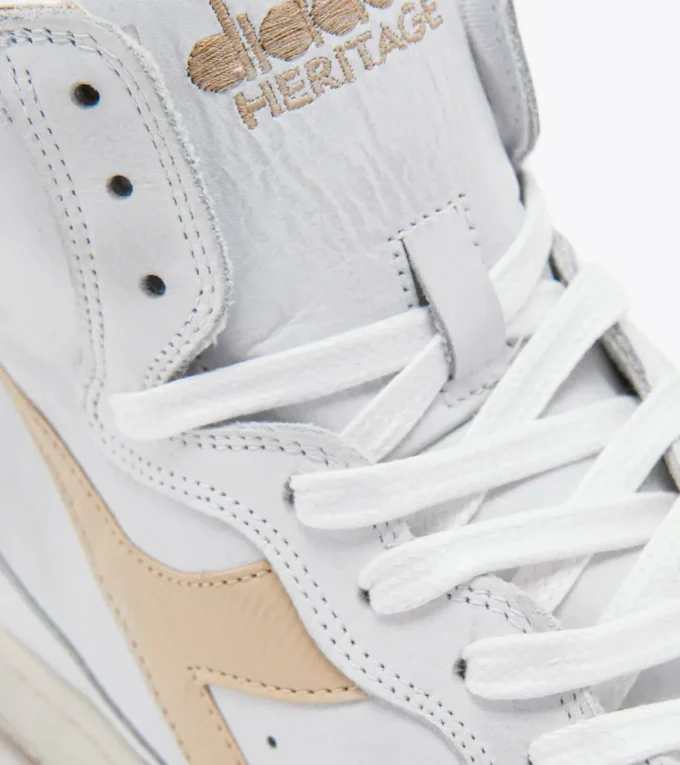 Mi Basket Zapatilla Heritage usada – Unisex