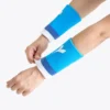Muñequeras Muñequera ancha con logotipo – Unisex Muñequeras Muñequera ancha con logotipo – Unisex