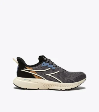 Mythos Blushield Volo 4 2030 Zapatilla de running: fabricada con materiales de bajo impacto medioambiental. Mythos Blushield Volo 4 2030 Zapatilla de running: fabricada con materiales de bajo impacto medioambiental.