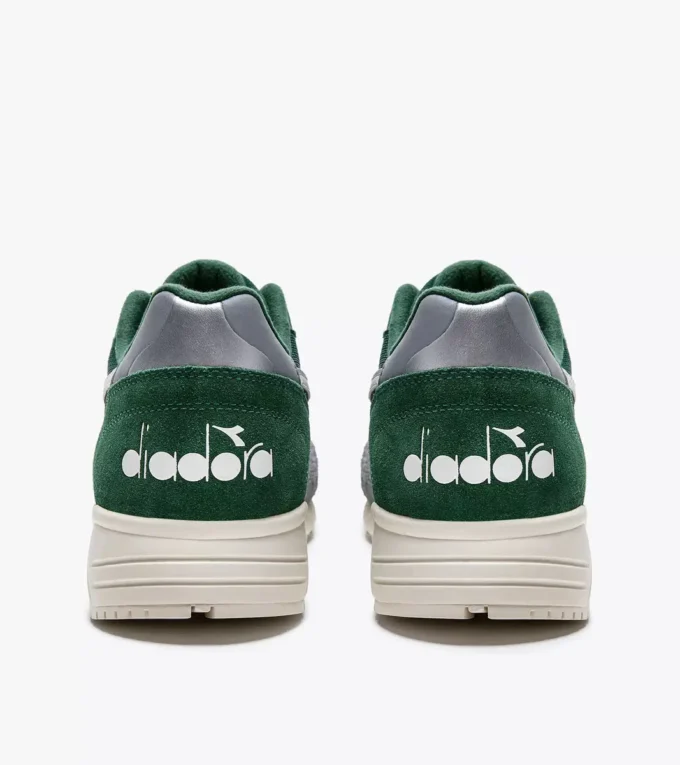 N902 Ante peludo Zapatillas deportivas – Unisex