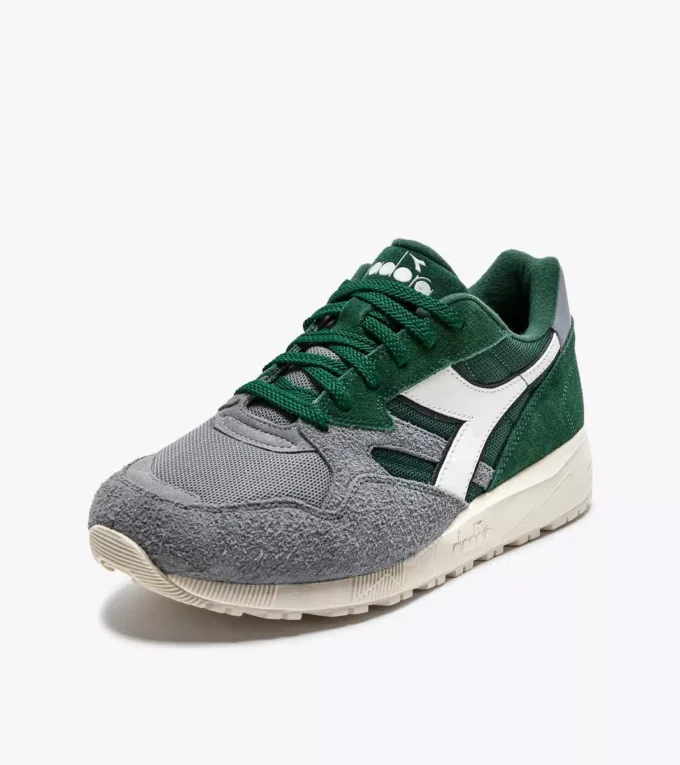 N902 Ante peludo Zapatillas deportivas – Unisex