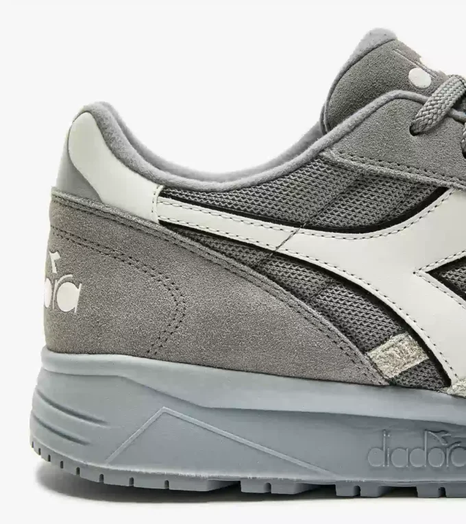 N902 Ante peludo Zapatillas deportivas – Unisex N902 Ante peludo Zapatillas deportivas – Unisex