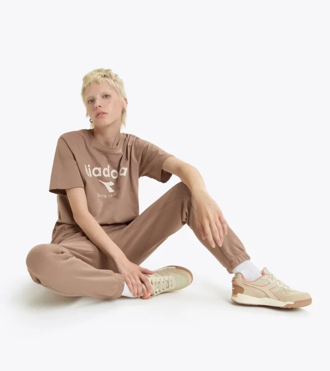Pantalones Athl. Logo Sweatpants – Unisex Pantalones Athl. Logo Sweatpants – Unisex