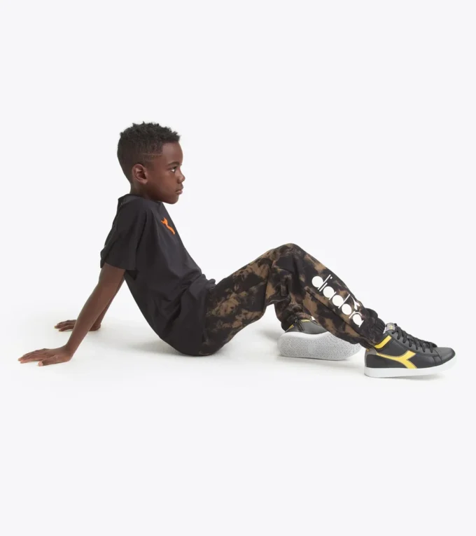 Pantalones de chándal JB. Jogger Pantalones de chándal con estampado tie dye inspirado en el camuflaje – Niño Pantalones de chándal JB. Jogger Pantalones de chándal con estampado tie dye inspirado en el camuflaje – Niño