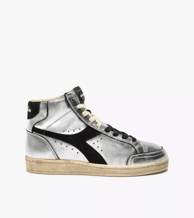Prestige High Metal Zapatilla Heritage usada fabricada en piel Prestige High Metal Zapatilla Heritage usada fabricada en piel