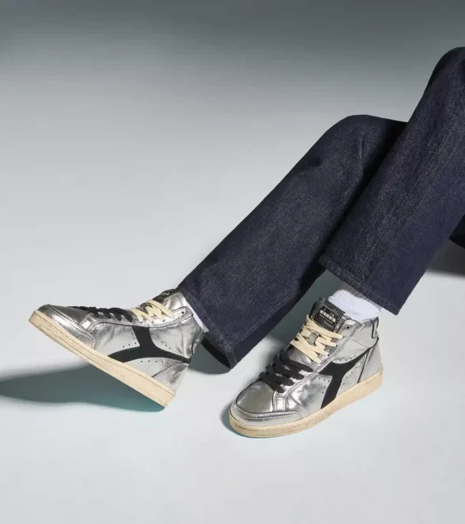 Prestige High Metal Zapatilla Heritage usada fabricada en piel Prestige High Metal Zapatilla Heritage usada fabricada en piel