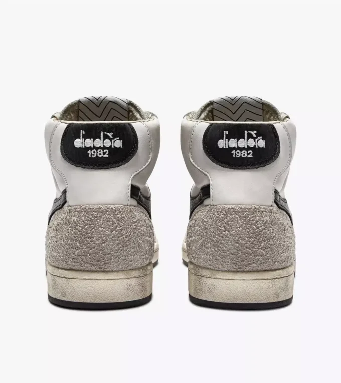Prestige High Zapatilla Heritage de uso intensivo fabricada en piel Prestige High Zapatilla Heritage de uso intensivo fabricada en piel