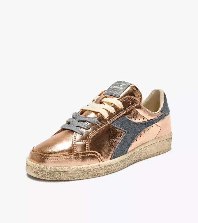 Prestige Metal Used Zapatilla Heritage fabricada en piel Prestige Metal Used Zapatilla Heritage fabricada en piel