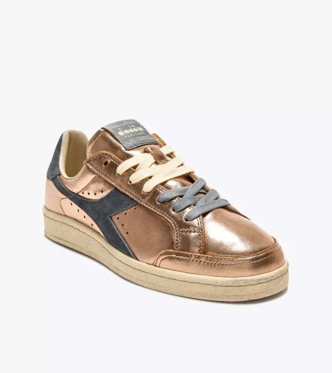 Prestige Metal Used Zapatilla Heritage fabricada en piel Prestige Metal Used Zapatilla Heritage fabricada en piel