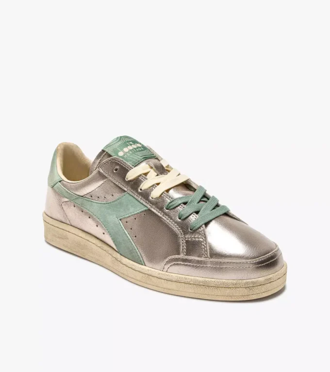 Prestige Metal Used Zapatilla Heritage fabricada en piel Prestige Metal Used Zapatilla Heritage fabricada en piel