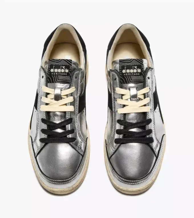 Prestige Metal Used Zapatilla Heritage fabricada en piel Prestige Metal Used Zapatilla Heritage fabricada en piel