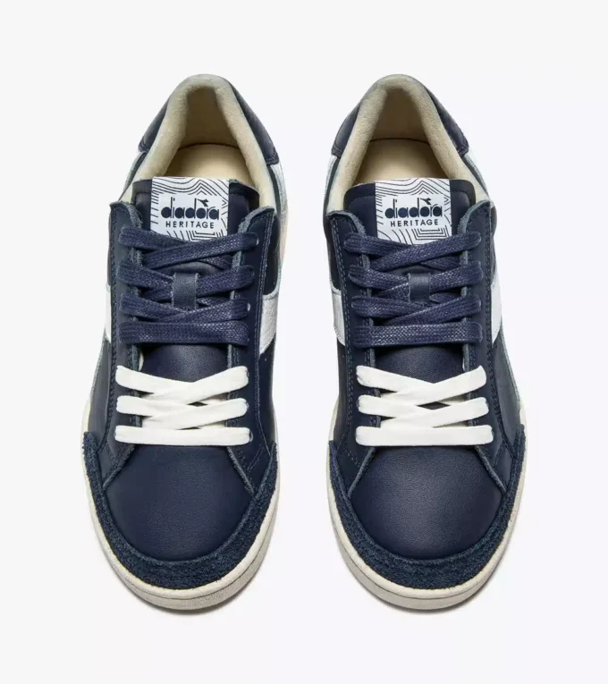 Prestige Used Zapatillas Heritage fabricadas en piel Prestige Used Zapatillas Heritage fabricadas en piel