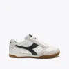 Seúl Zapatillas de cuero inspiradas en las terrazas interiores Seúl Zapatillas de cuero inspiradas en las terrazas interiores
