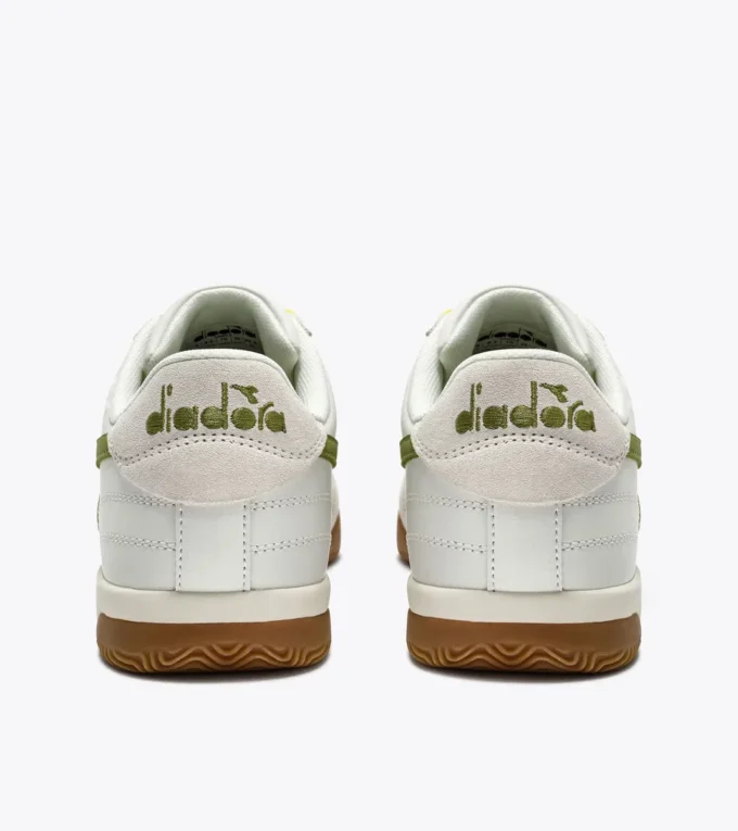 Seúl Zapatillas de cuero inspiradas en las terrazas interiores Seúl Zapatillas de cuero inspiradas en las terrazas interiores