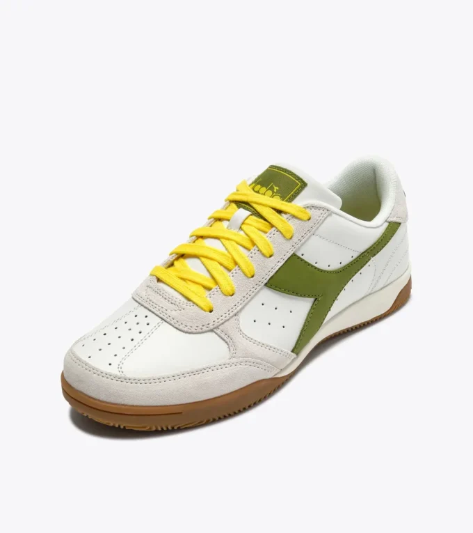 Seúl Zapatillas de cuero inspiradas en las terrazas interiores Seúl Zapatillas de cuero inspiradas en las terrazas interiores