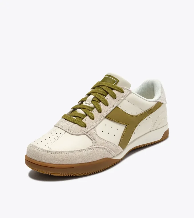 Seúl Zapatillas de cuero inspiradas en las terrazas interiores Seúl Zapatillas de cuero inspiradas en las terrazas interiores
